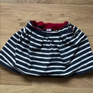 Petit Bateau marine striped navy/white skirt w/ snap closure elastic waist sz 5